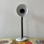 Lampe de bureau métallique vintage blanche et noire