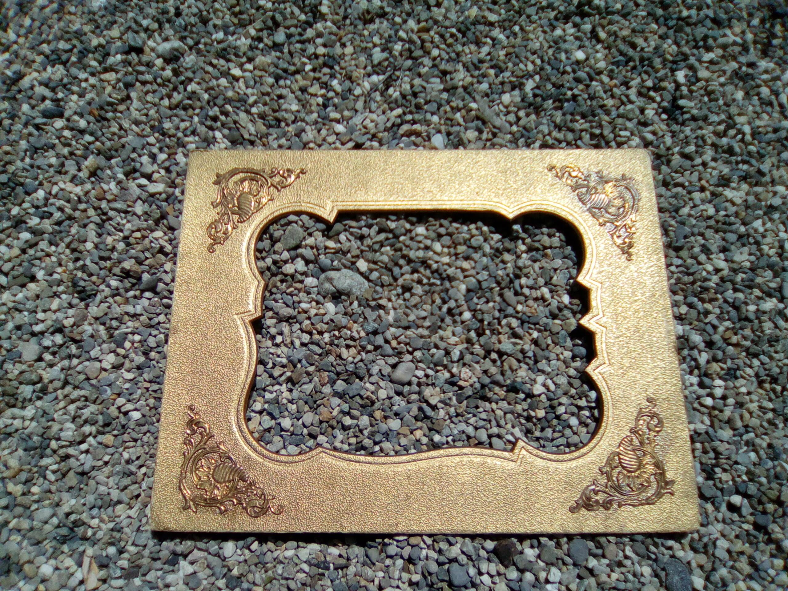 Marie-Louise for frame, 30s