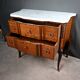Commode sauteuse en marqueterie, style Transition Louis XV - Louis XVI – milieu XXe