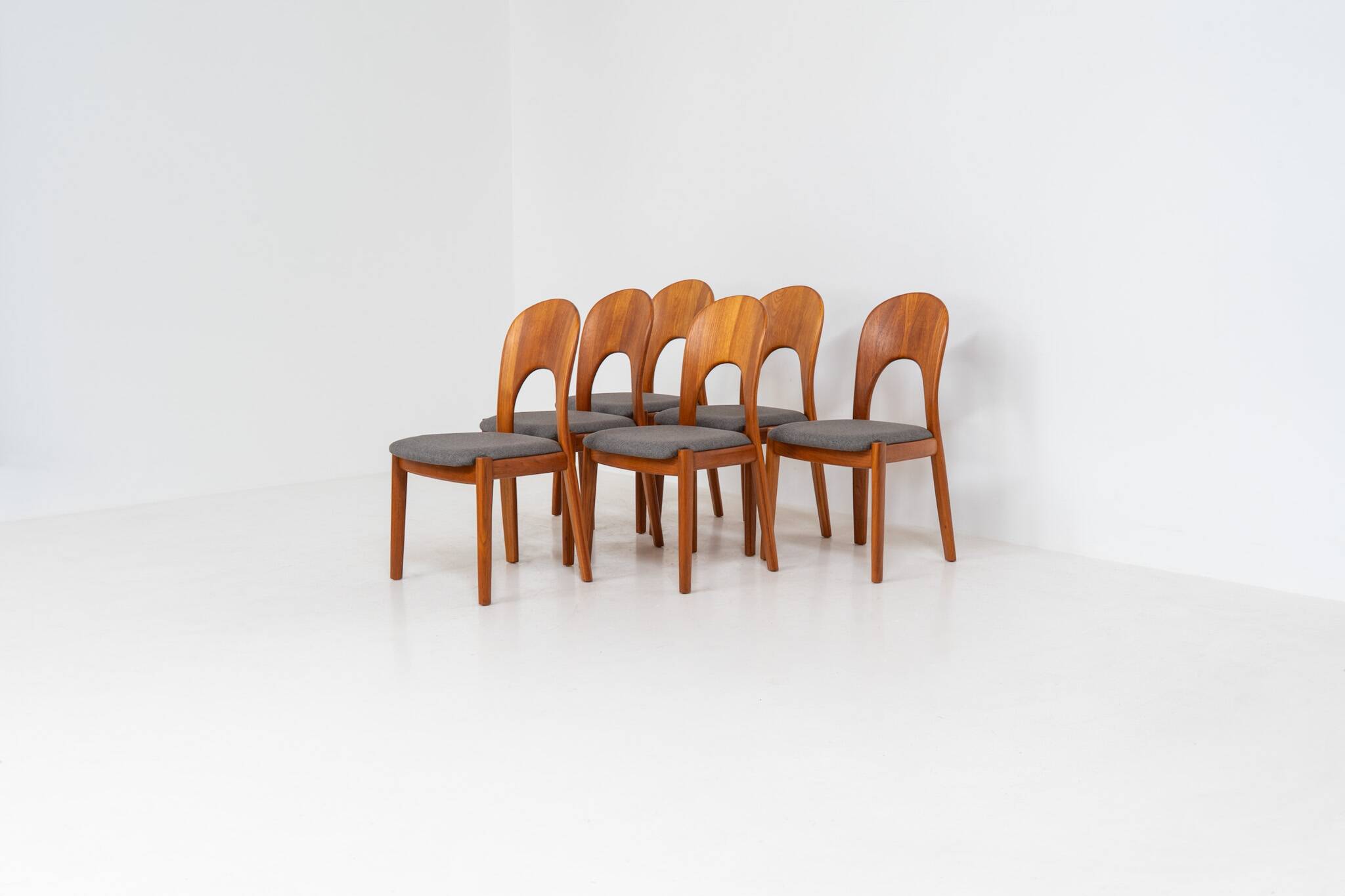 Ensemble de 6 chaises de salle à manger "Morten" par Niels Koefoed