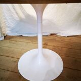 Table ovale  pied tulipe