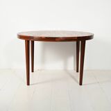 Table extensible arrondie en palissandre danois, années 1950/60