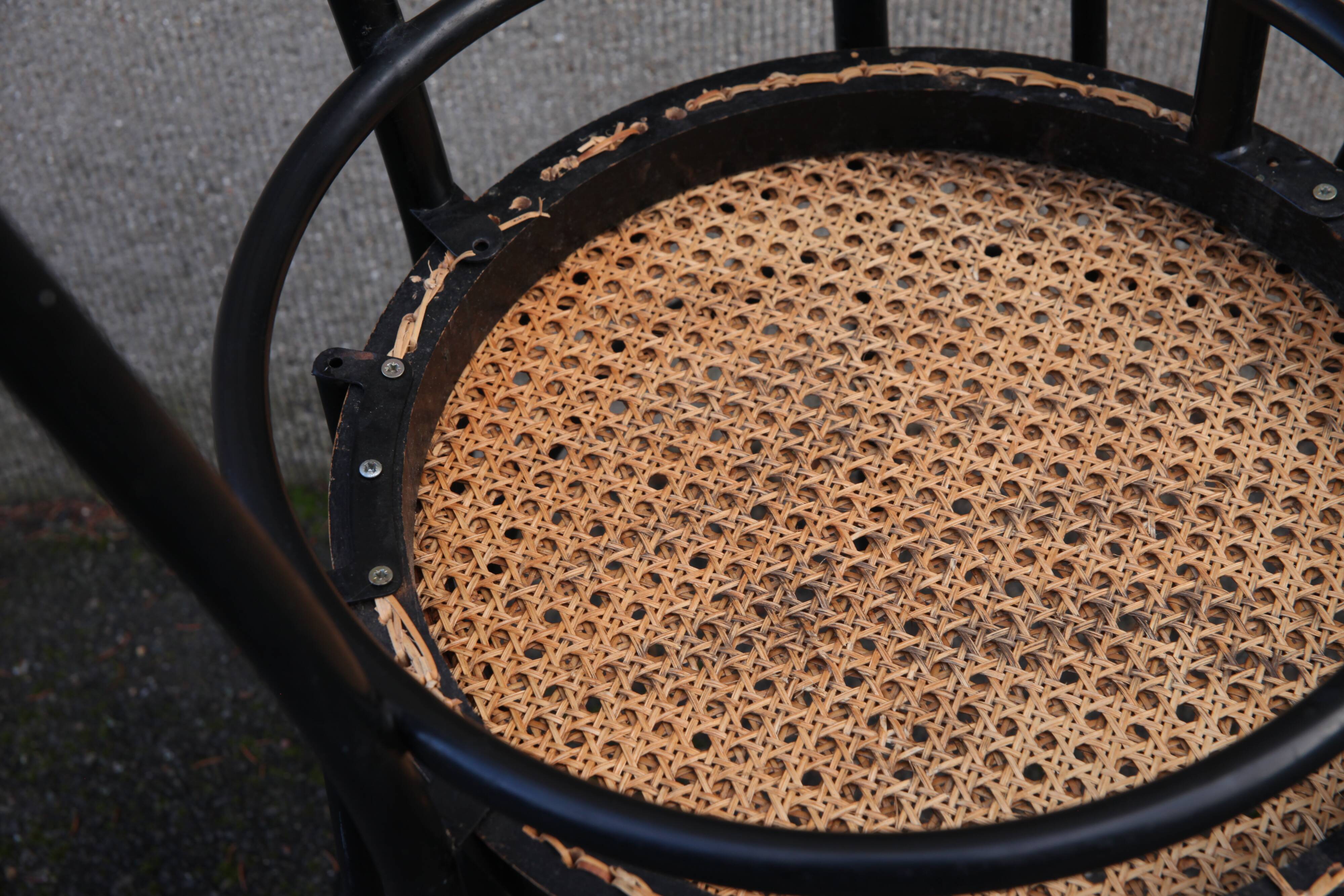 Paire de chaise bistrot métal et cannage
