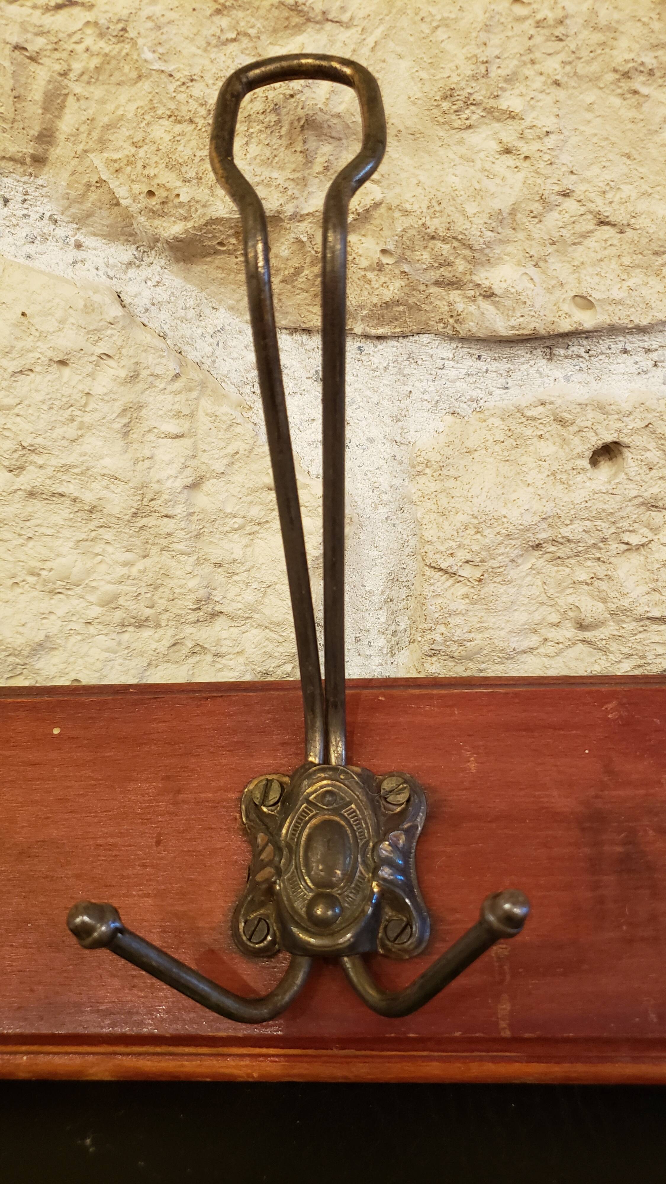Old wood metal wall coat rack with 5 hooks