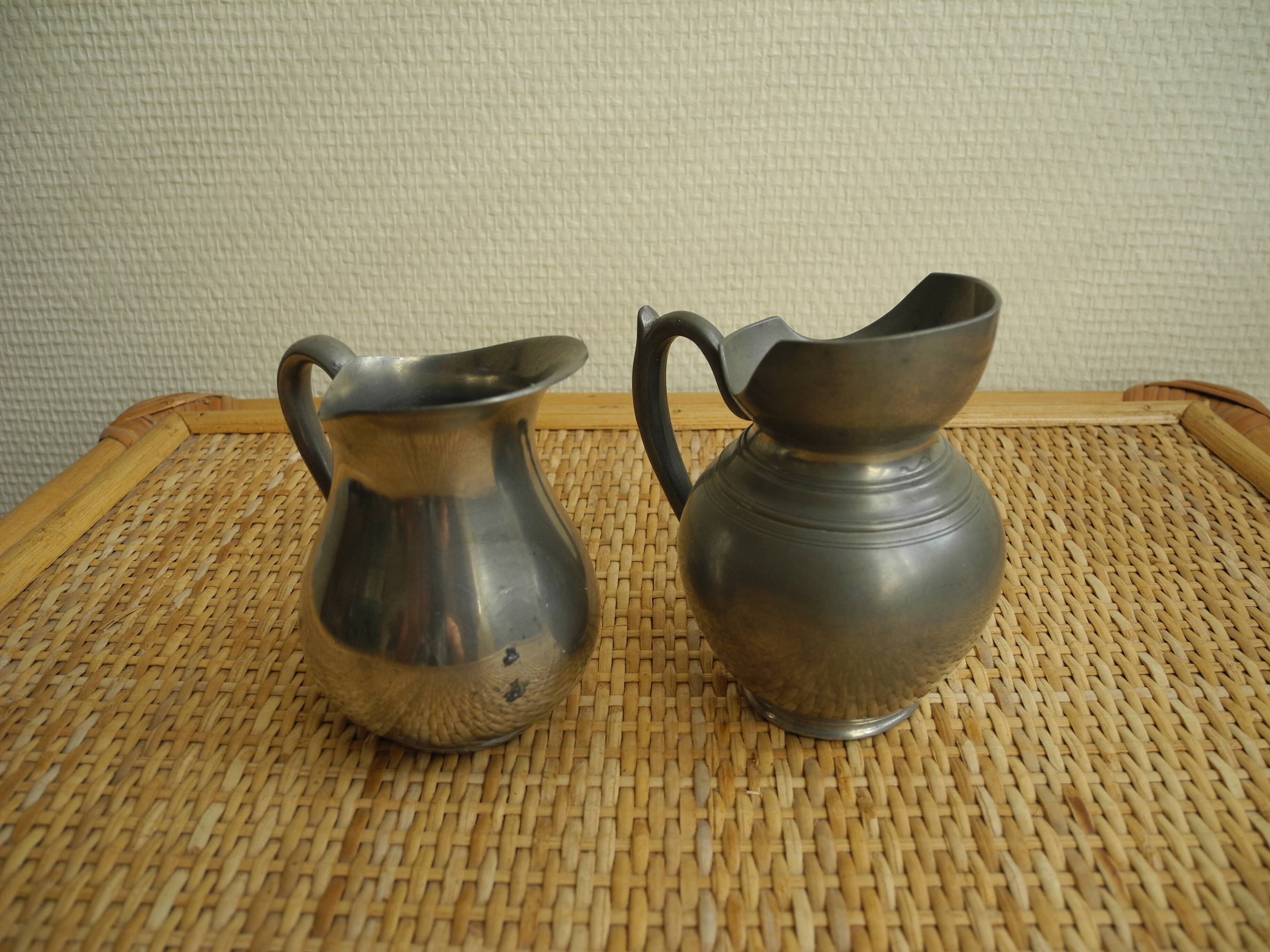 Lot anciens pots à lait crème étain fin