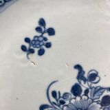 Plate in porcelain blue and white china xviii floral decoration