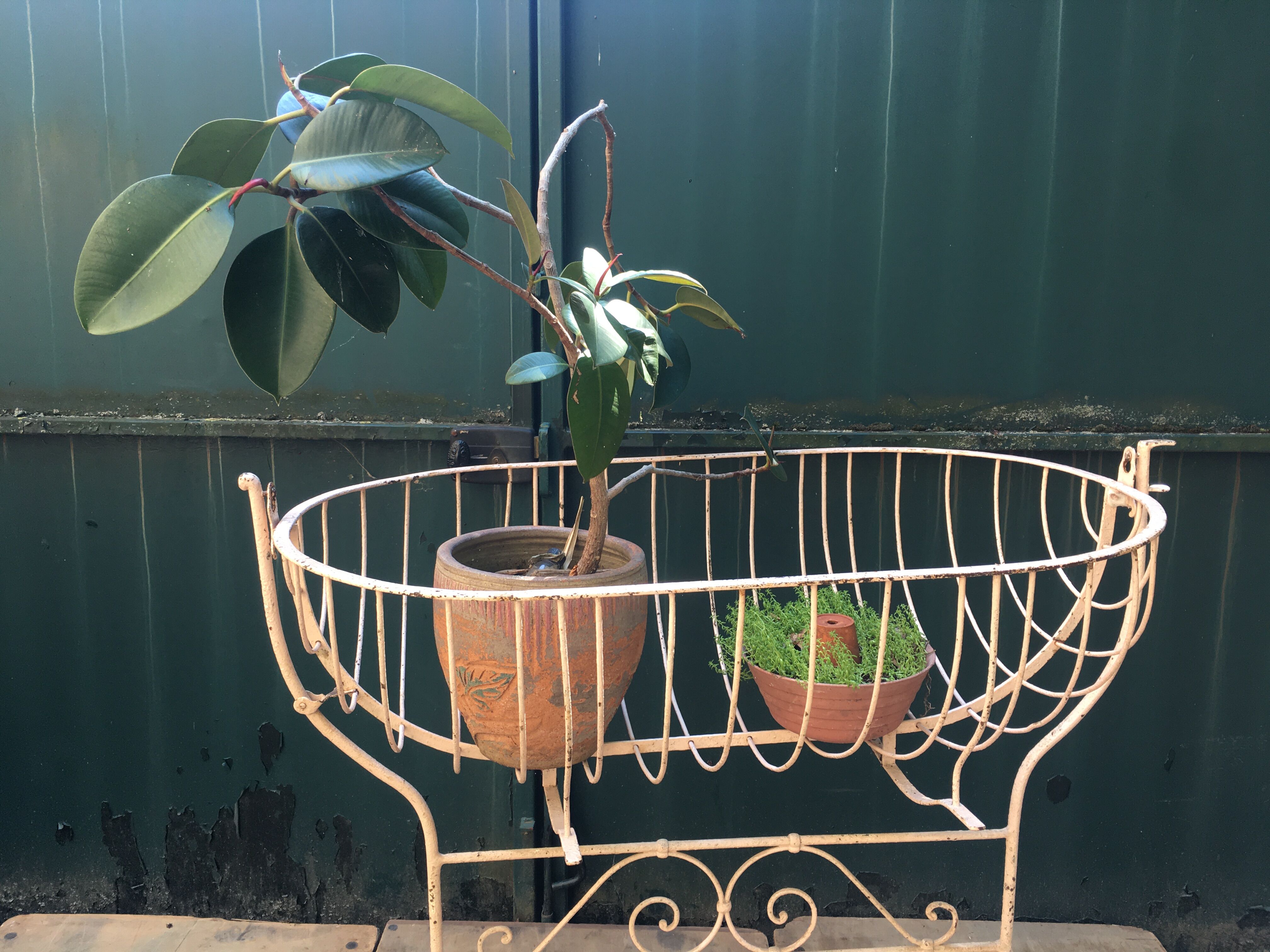 Wrought iron cradle