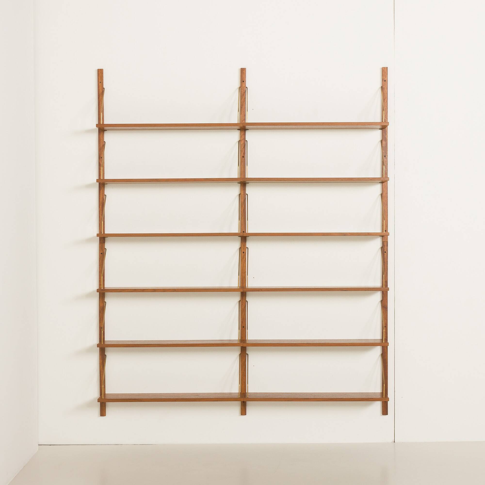Danish mid century modern renovated  teak shelving unit 1960s