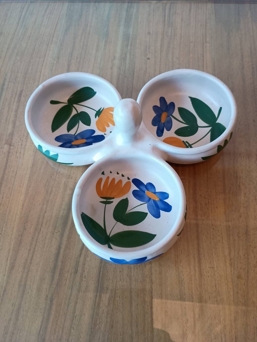 Hand-painted ceramic aperitif plate – Poteries du Marais