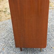 Vintage walnut varnished chest of drawers with 4 drawers from the 1960s.