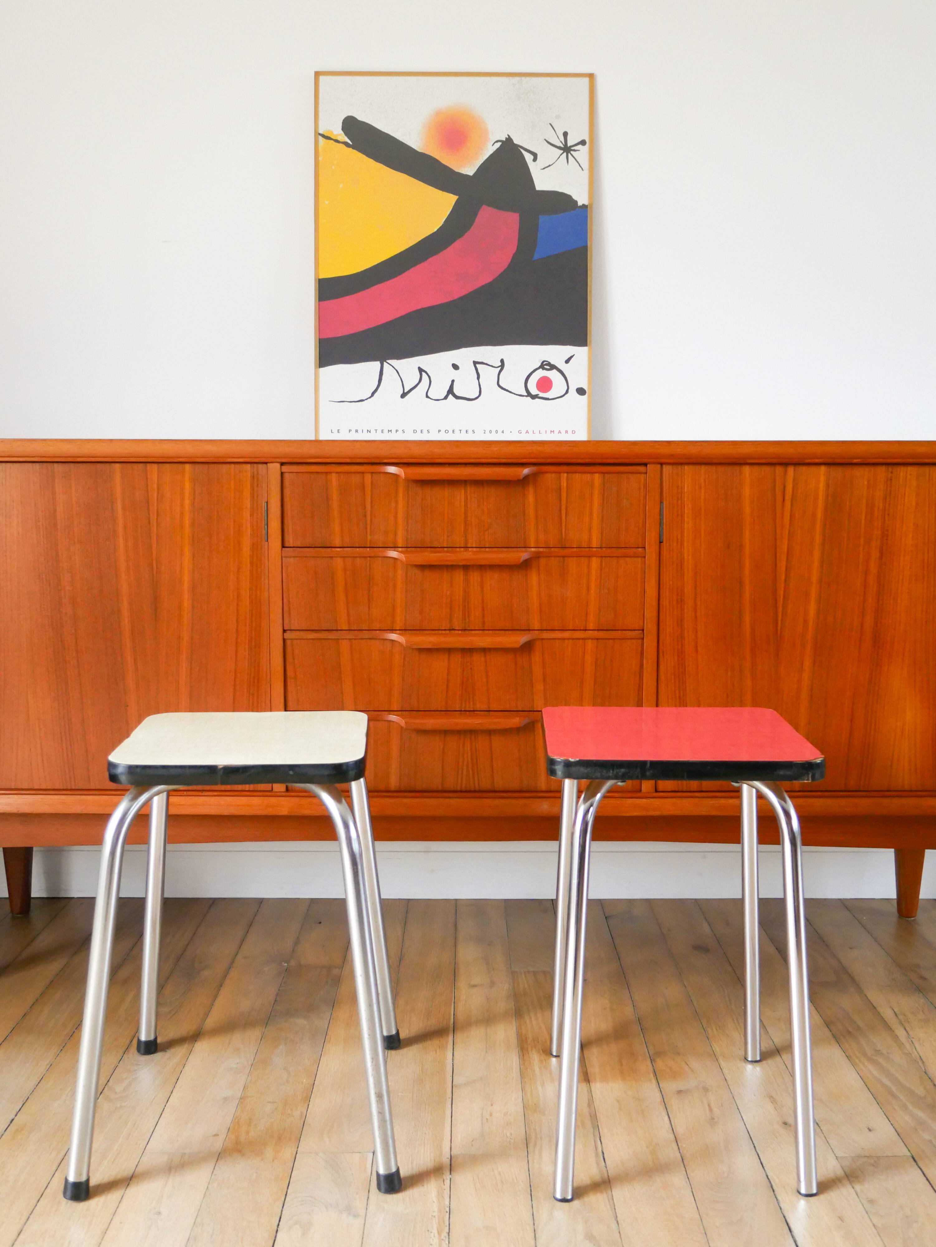Pair of green and red Formica stools, 1970