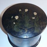 Round Chinese box