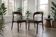 2 chaises en bois massif