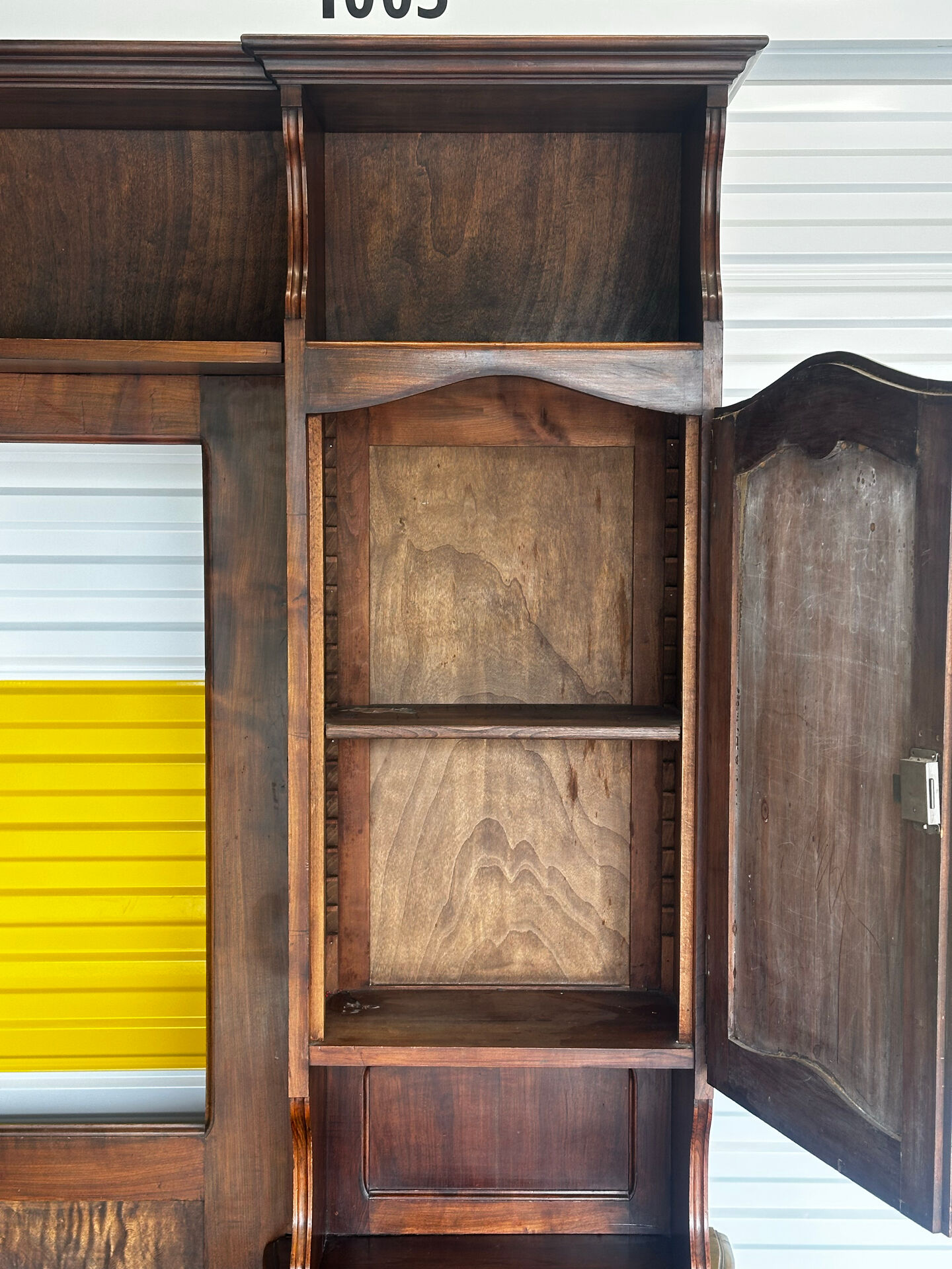 Solid wood bookshelf - French work from the 1950s