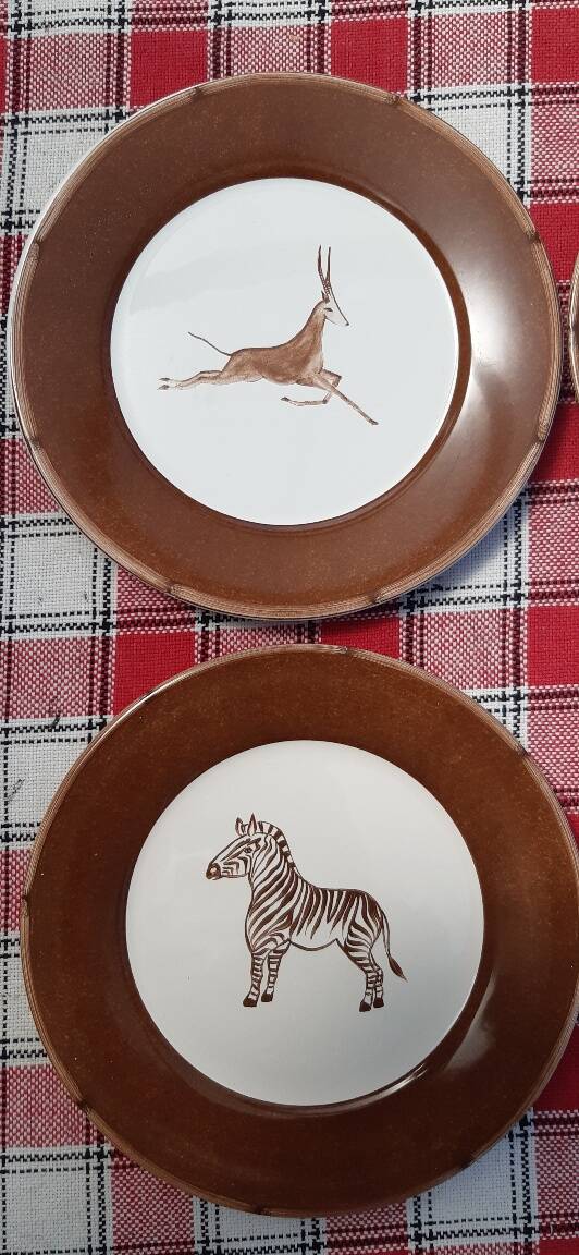 Set of 6 vintage "savannah animals" plates