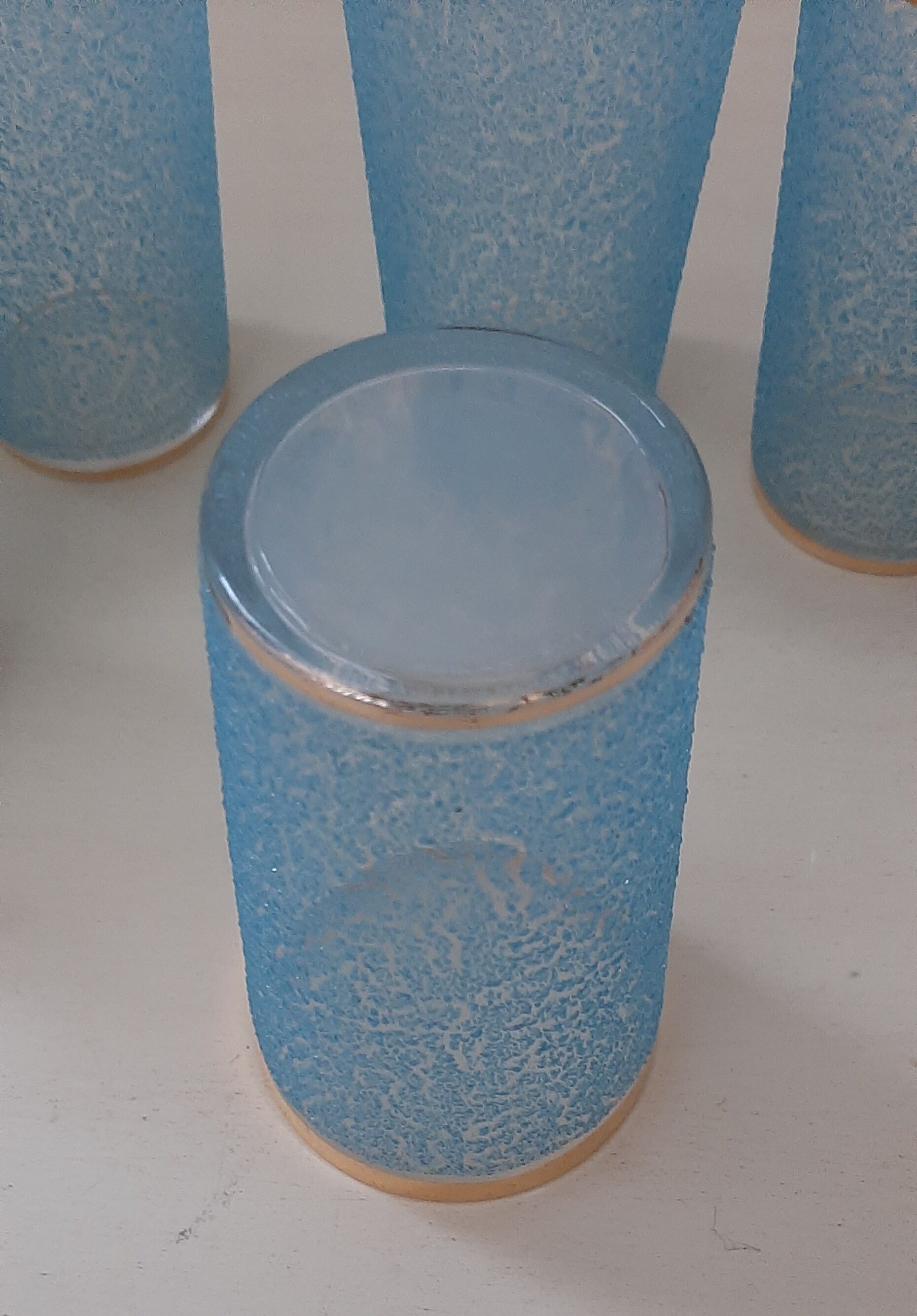 Support and glass for orangeade