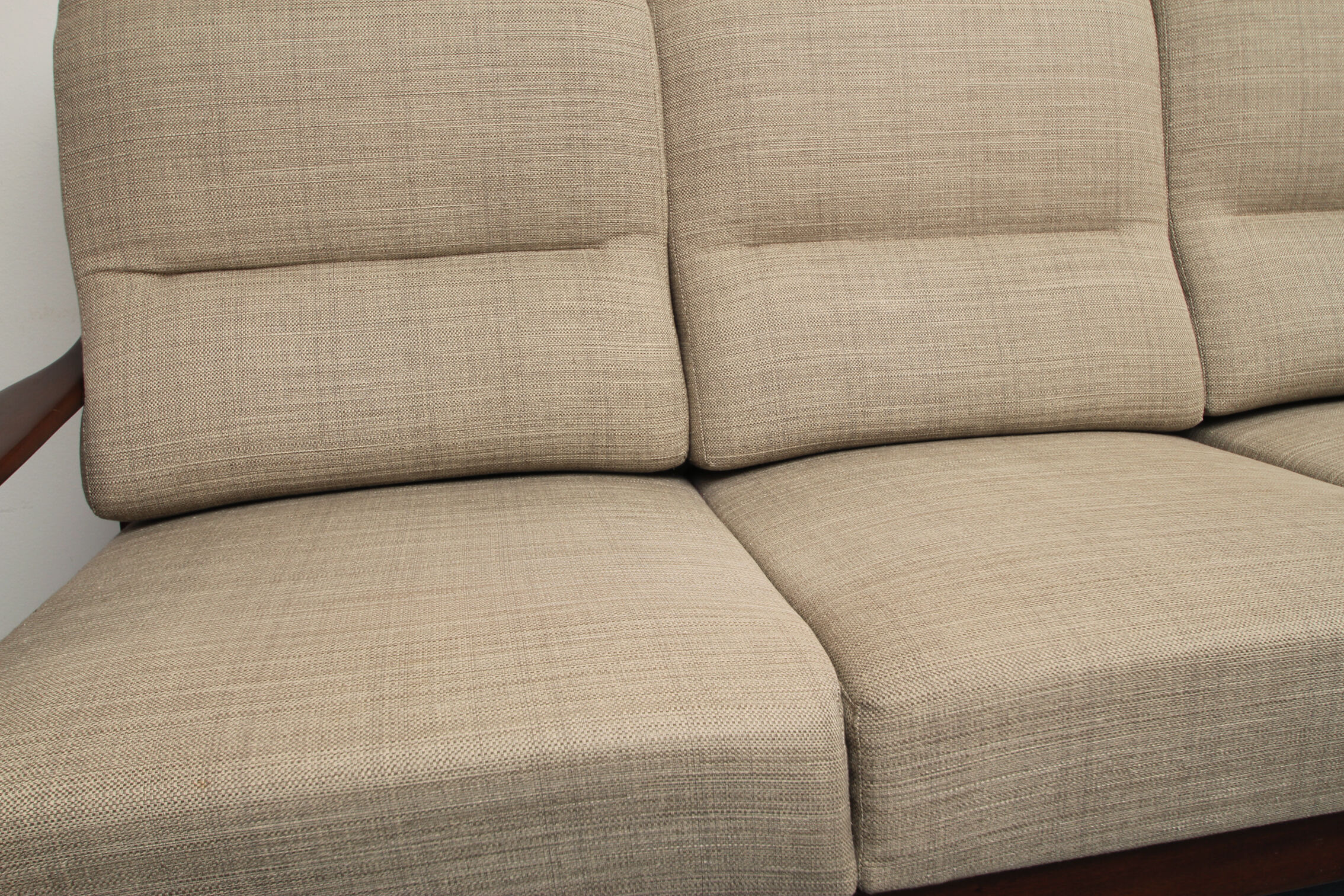 1960s 3-seater in beige