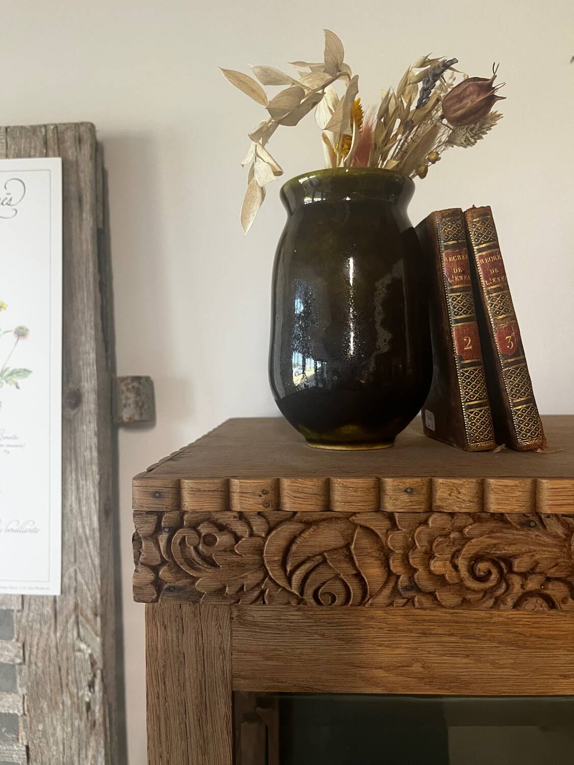 Pair of Art Deco display cabinets - 1930s