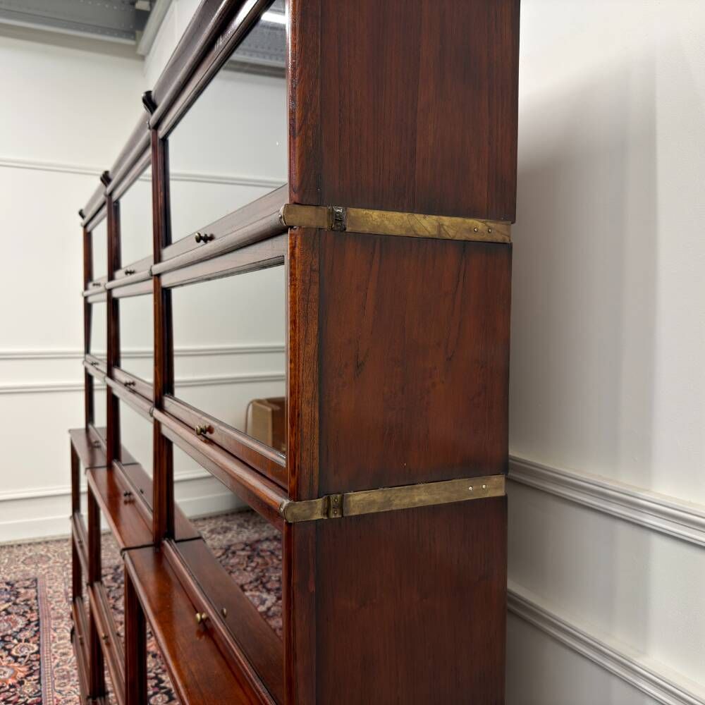 Bibliothèque de style Globe Wernicke anglaise classique