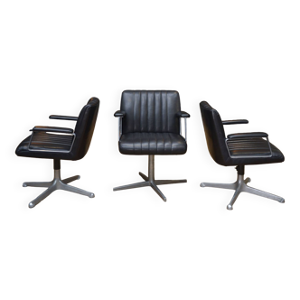 Set of 3 designer swivel armchairs in black leather 1970