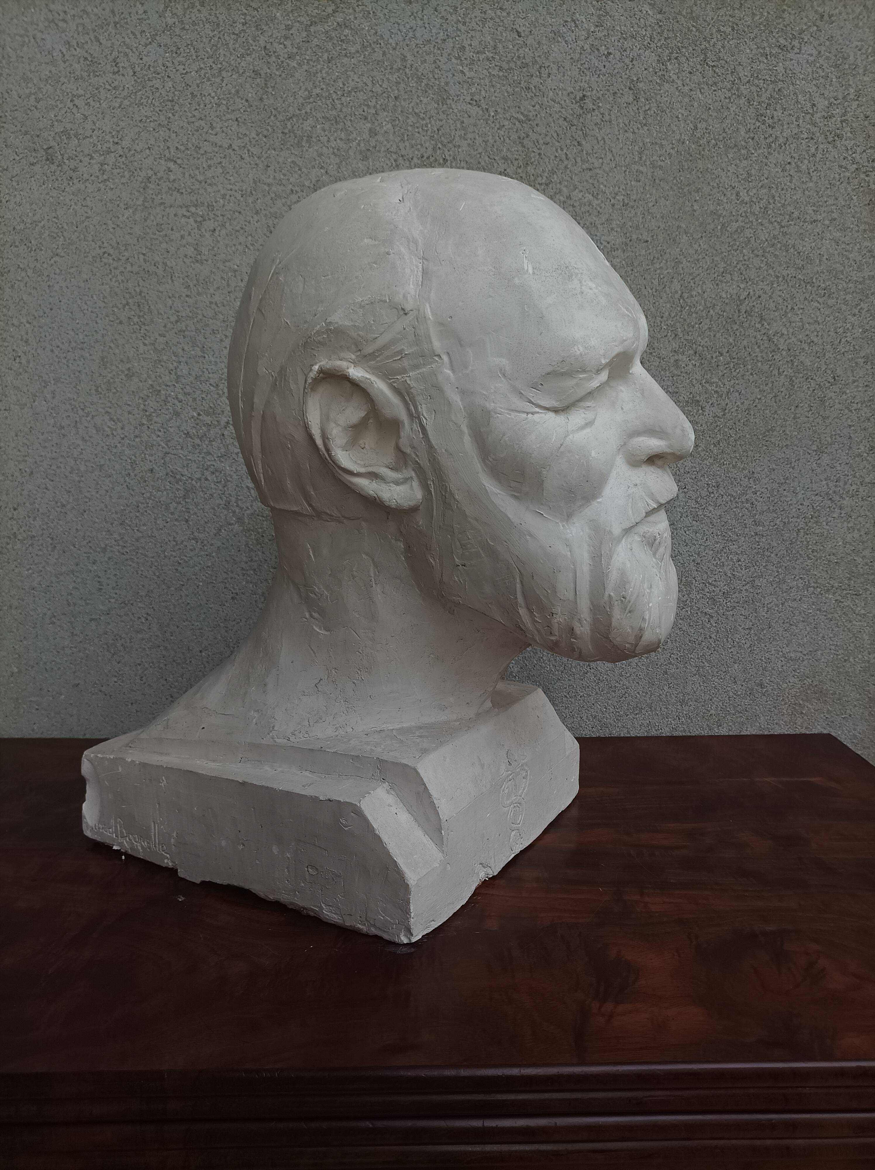 Pascal Boureille (1909-1999) Bust sculpted in plaster Male doctor