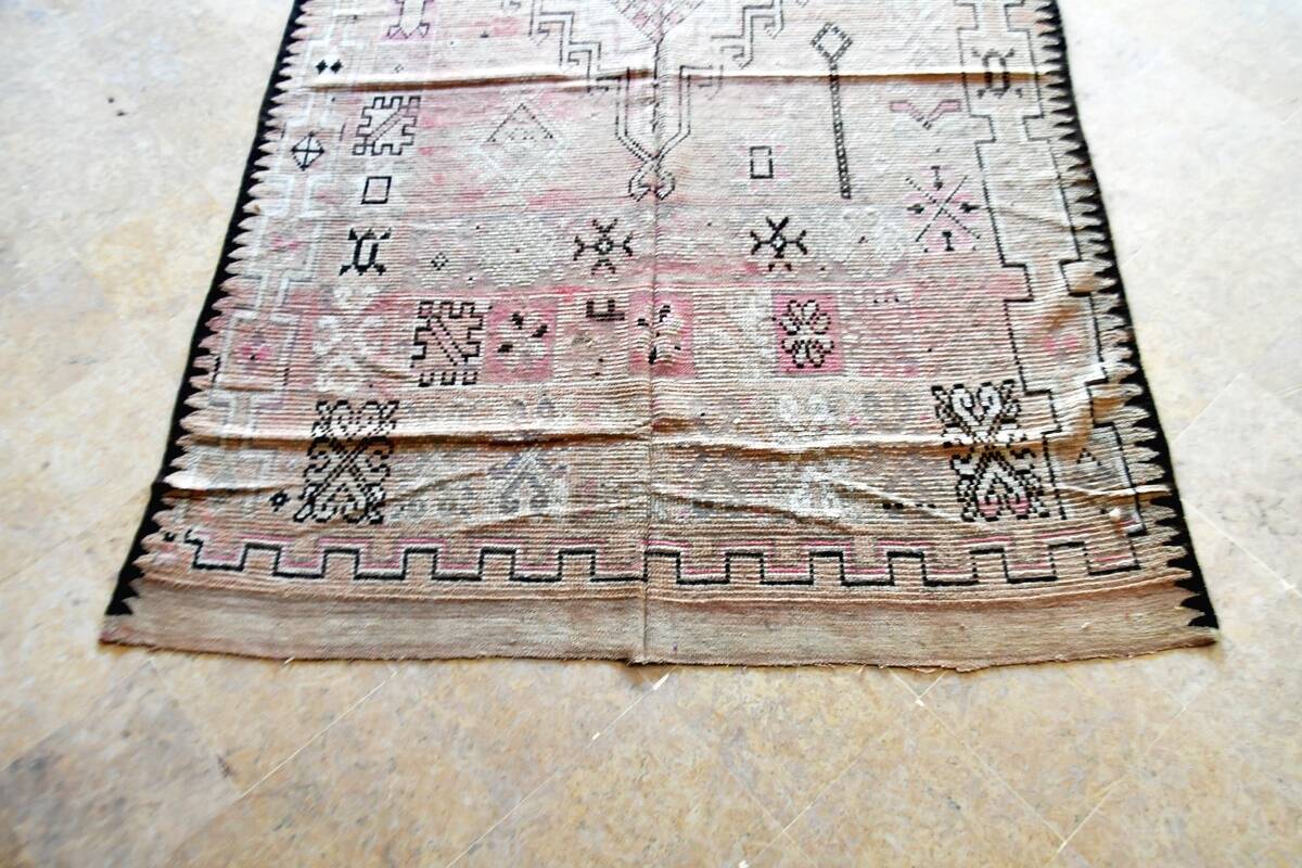 Vintage Boujaad rug 405 x 183 cm