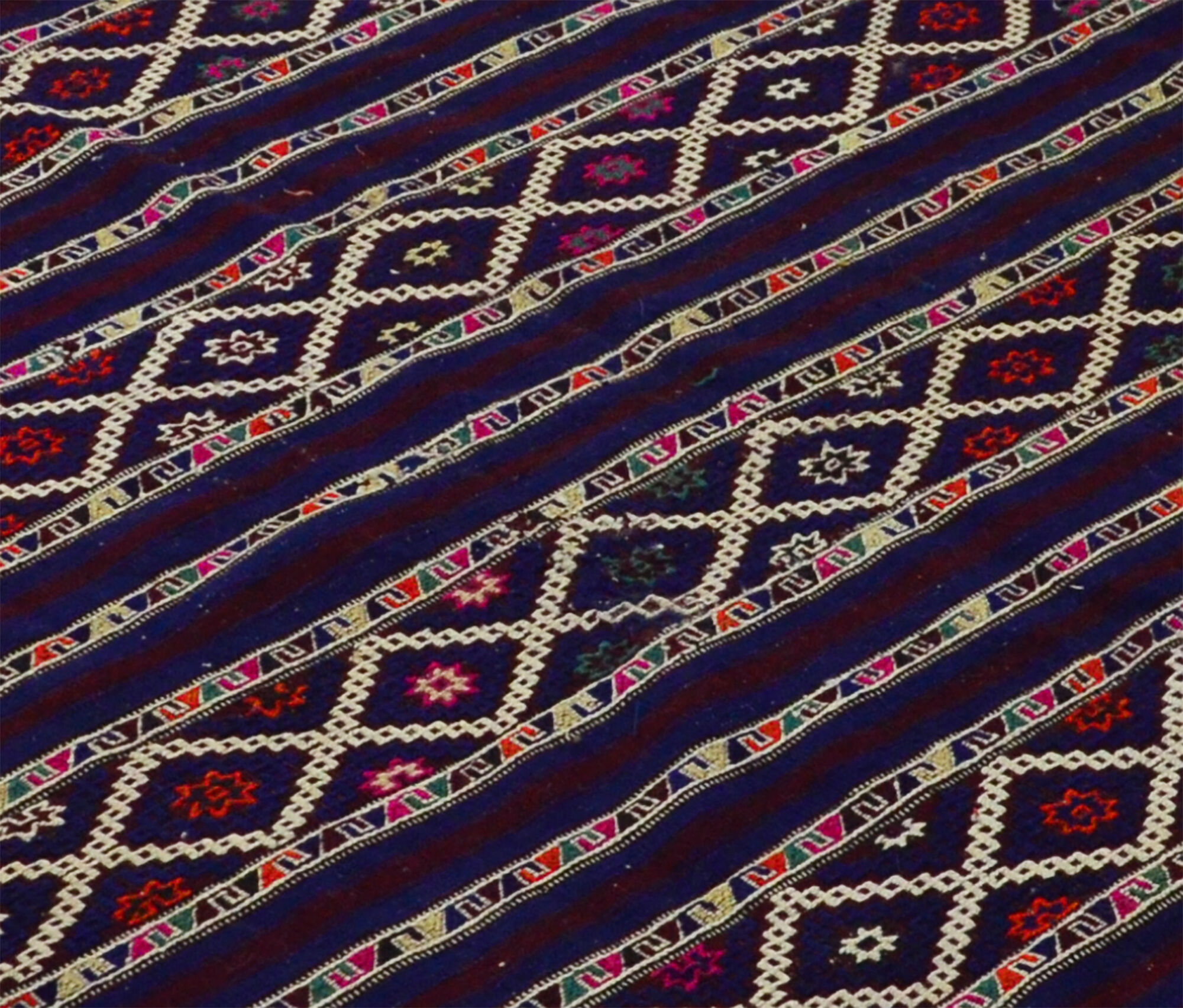 Anatolian handmade kilim rug 275 cm x 185 cm