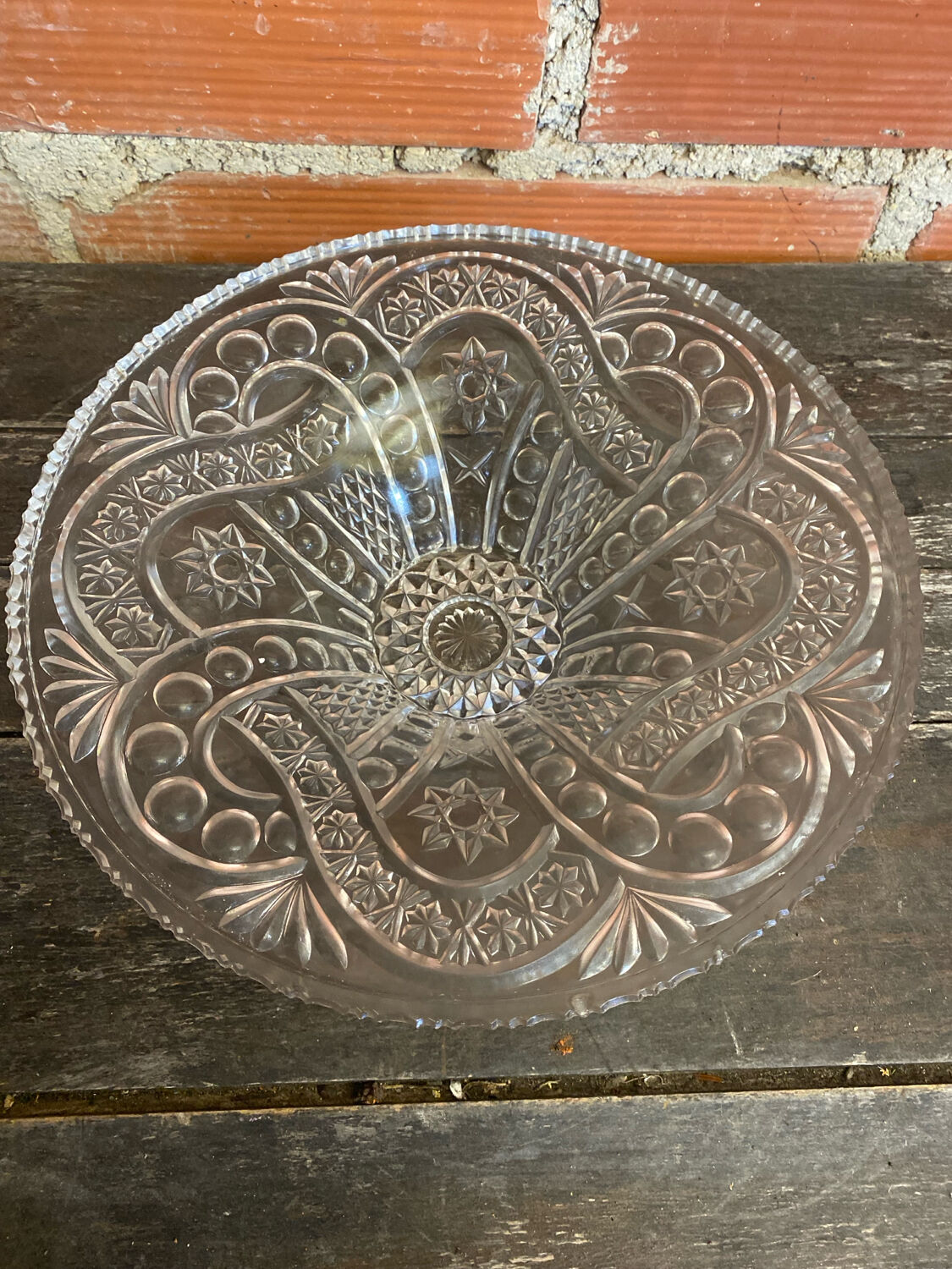 Vintage Cut Glass Fruit Bowl with Chiseled Decoration #D660