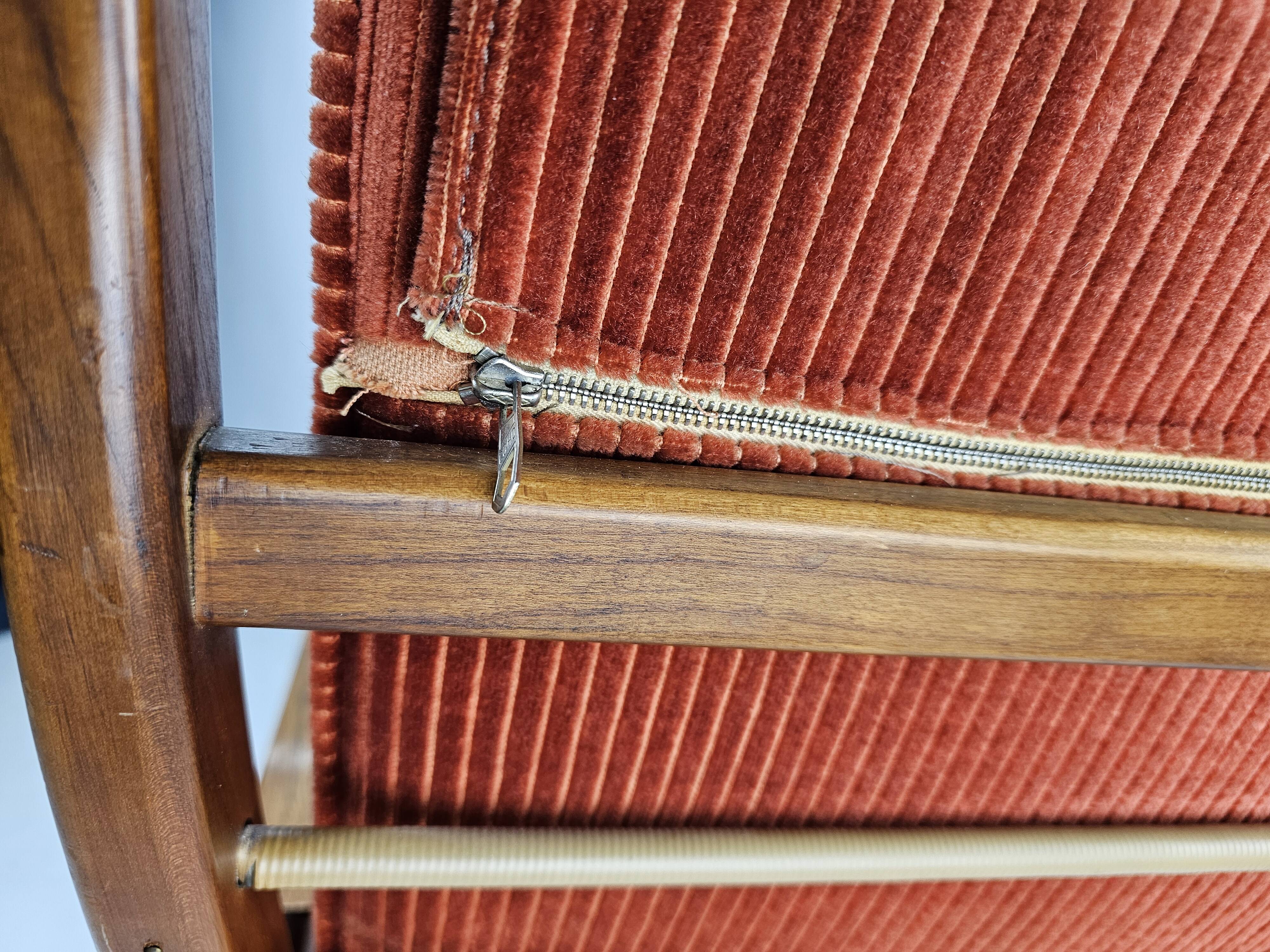 Teak armchair with red ribbed fabric Gelderlander Rob Parry