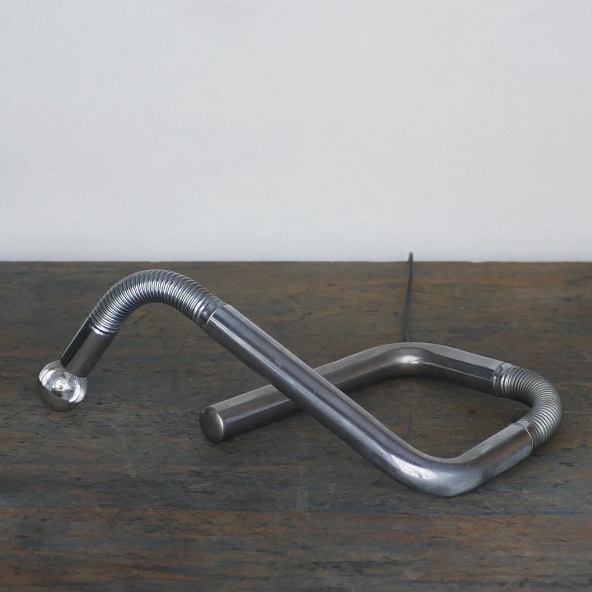 Lampe de table vintage en métal chromé, Italie, années 1970