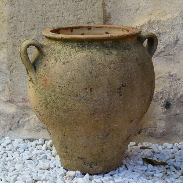 Provençal jar