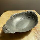 Art Nouveau dish with poppy motifs in pewter