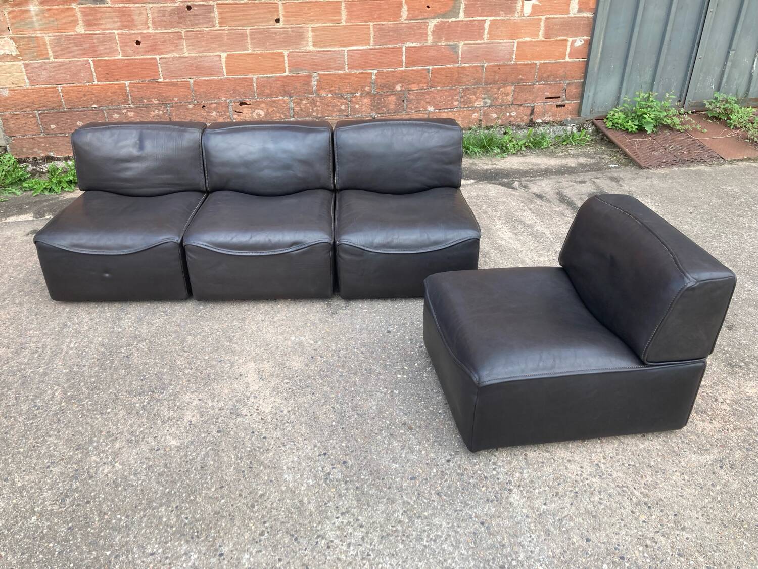 Set of 4 De Sede DS15 lounge chairs