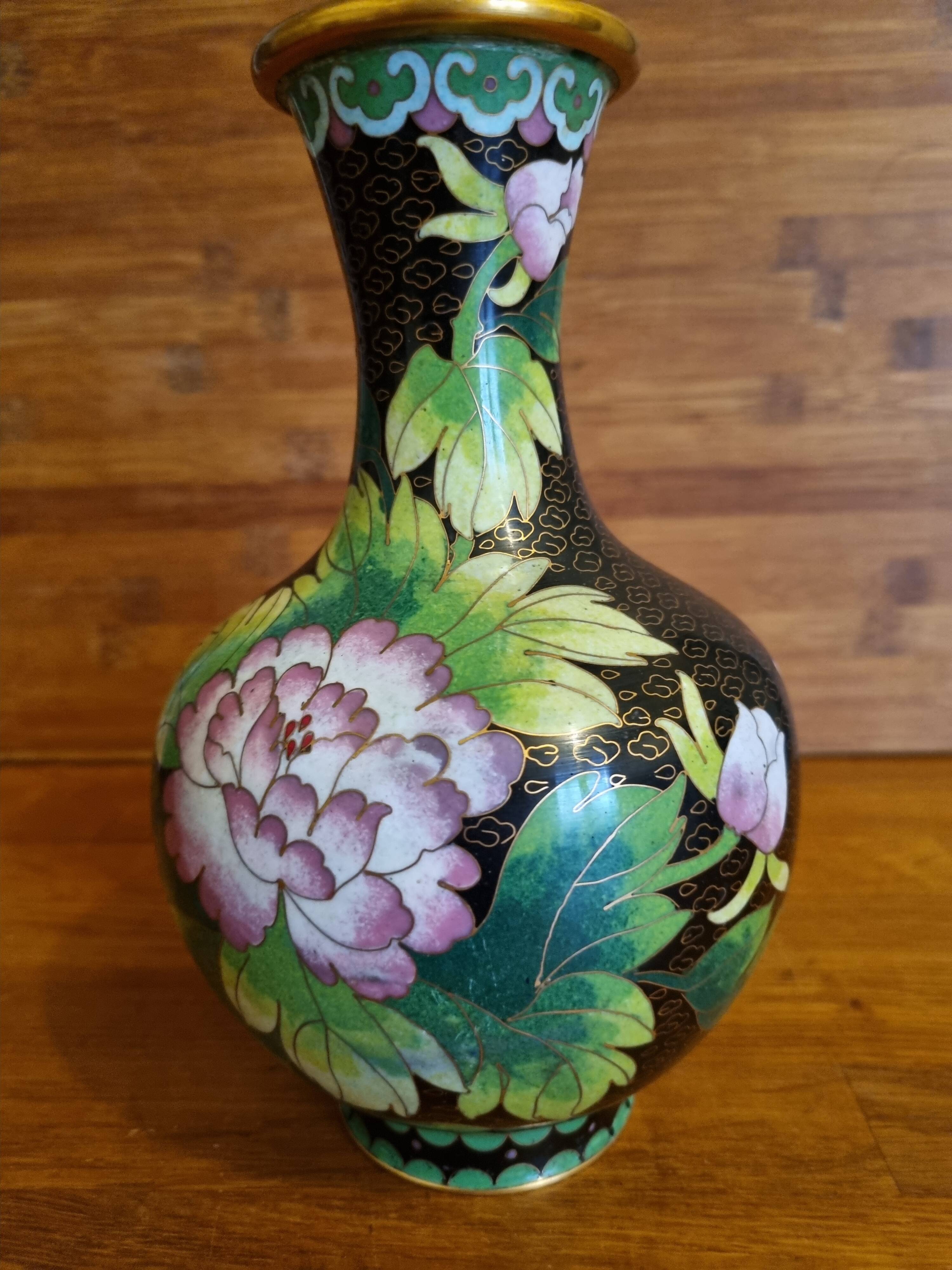 Chinese vase in cloisonné enamel 21 cm