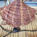 Woven wicker shell lamp