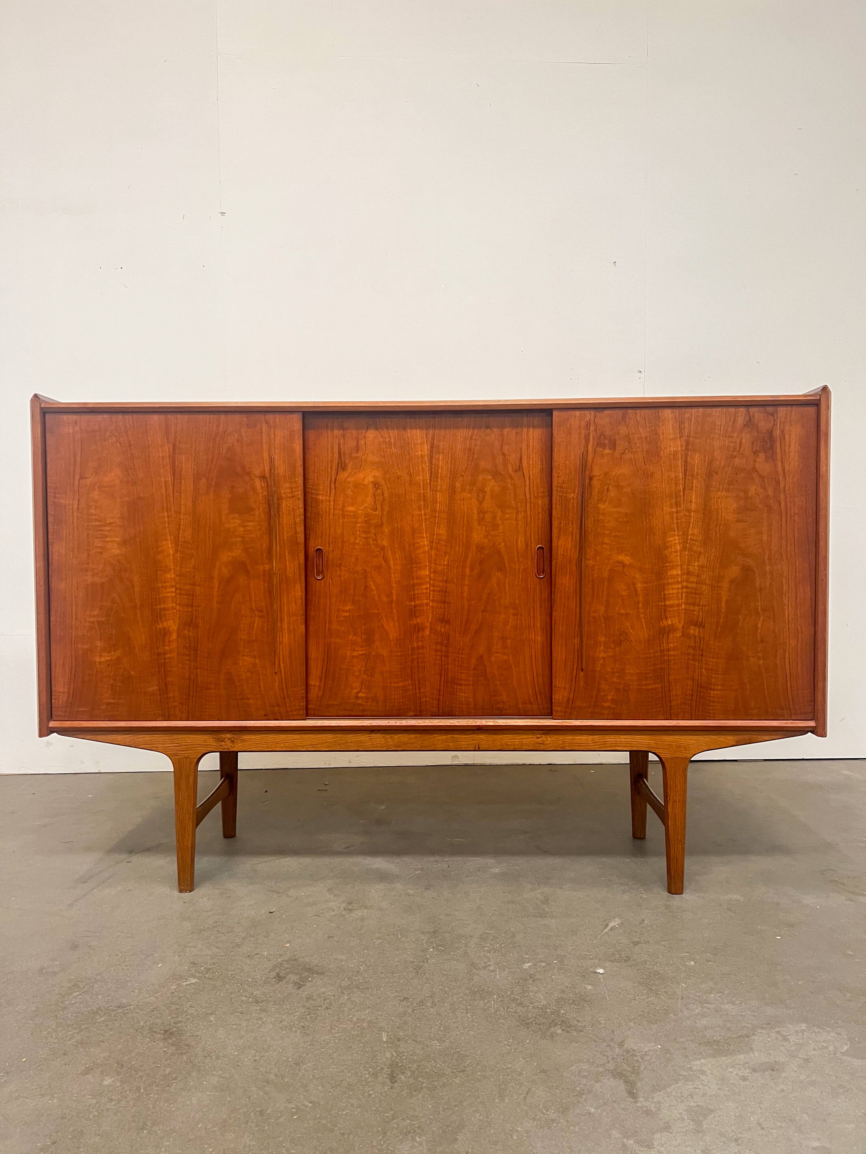 Danish teak sideboard vintage 180 cm sliding doors