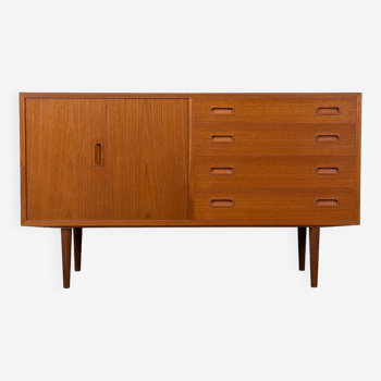 Danish Teak Sideboard with Folding Door and 4 Drawers by Carlo Jensen for Hundevad & Co., 1960s