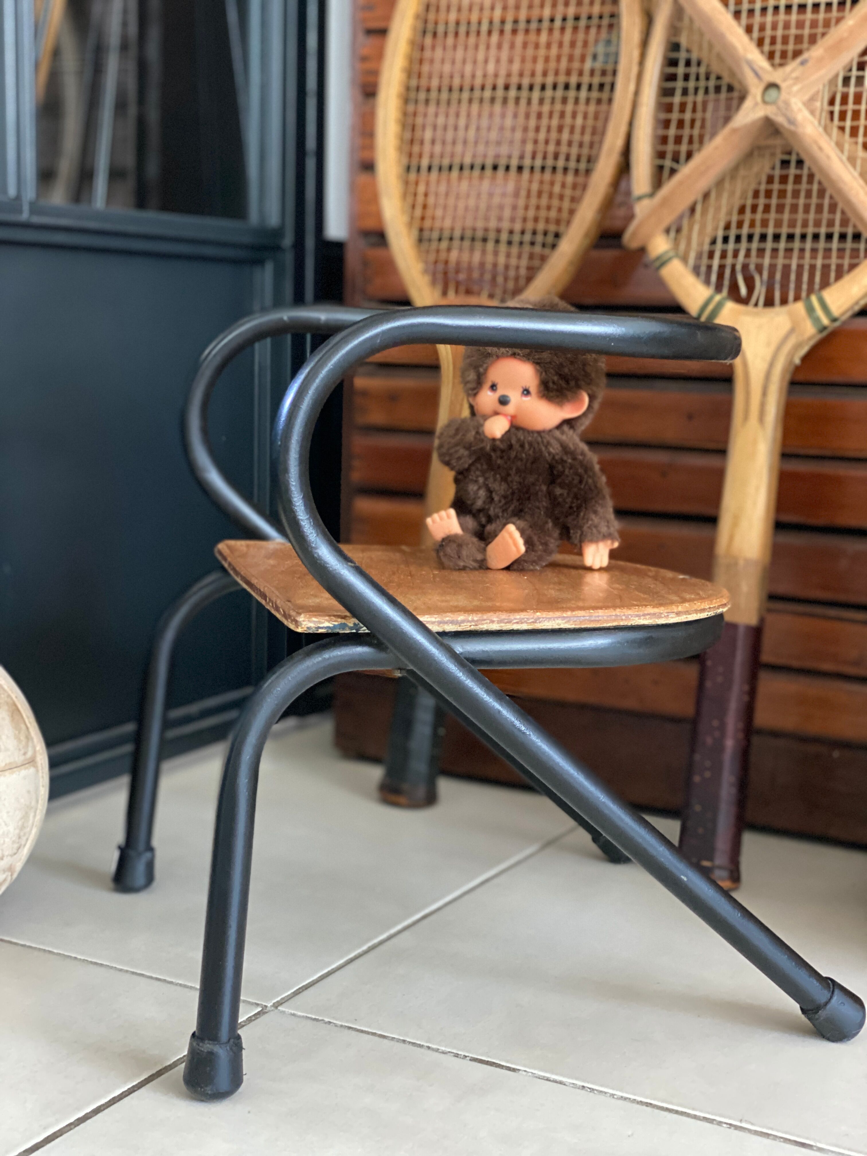 Chaise écolier enfant vintage de Jacques Hitier