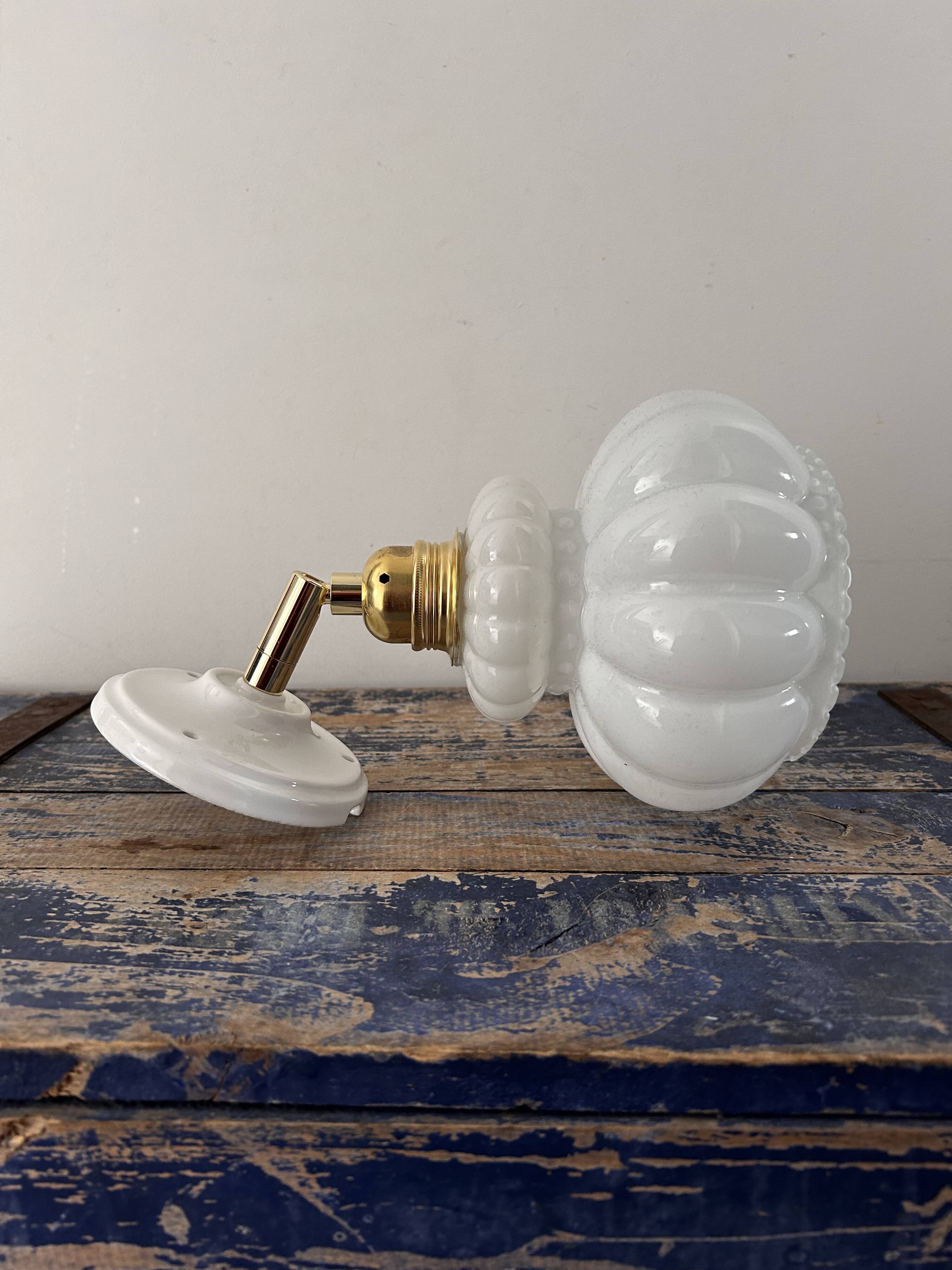 Vintage wall light