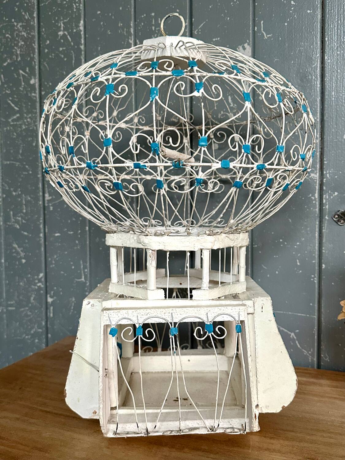 Old Tunisian birdcage