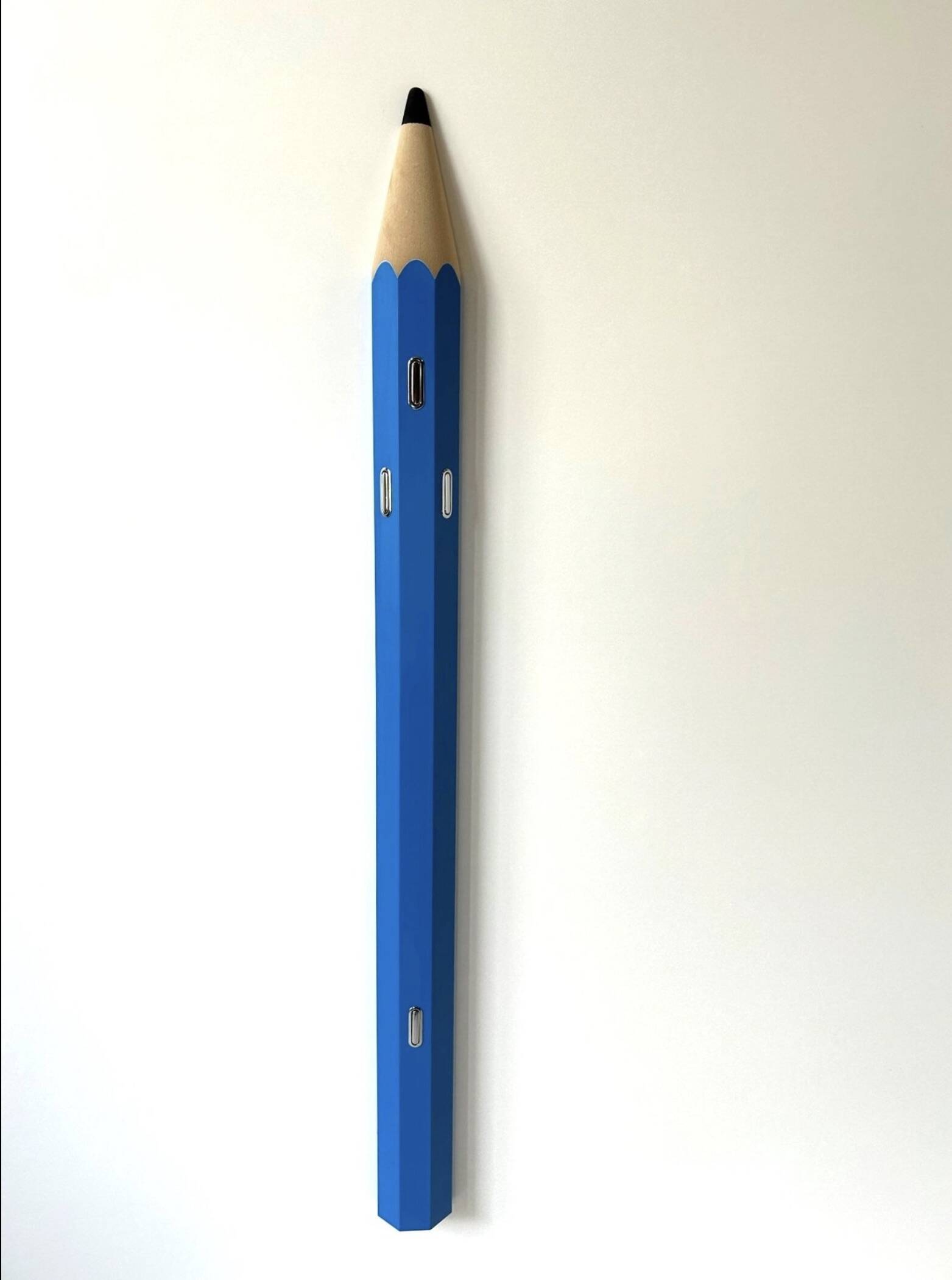 Pencil coat rack