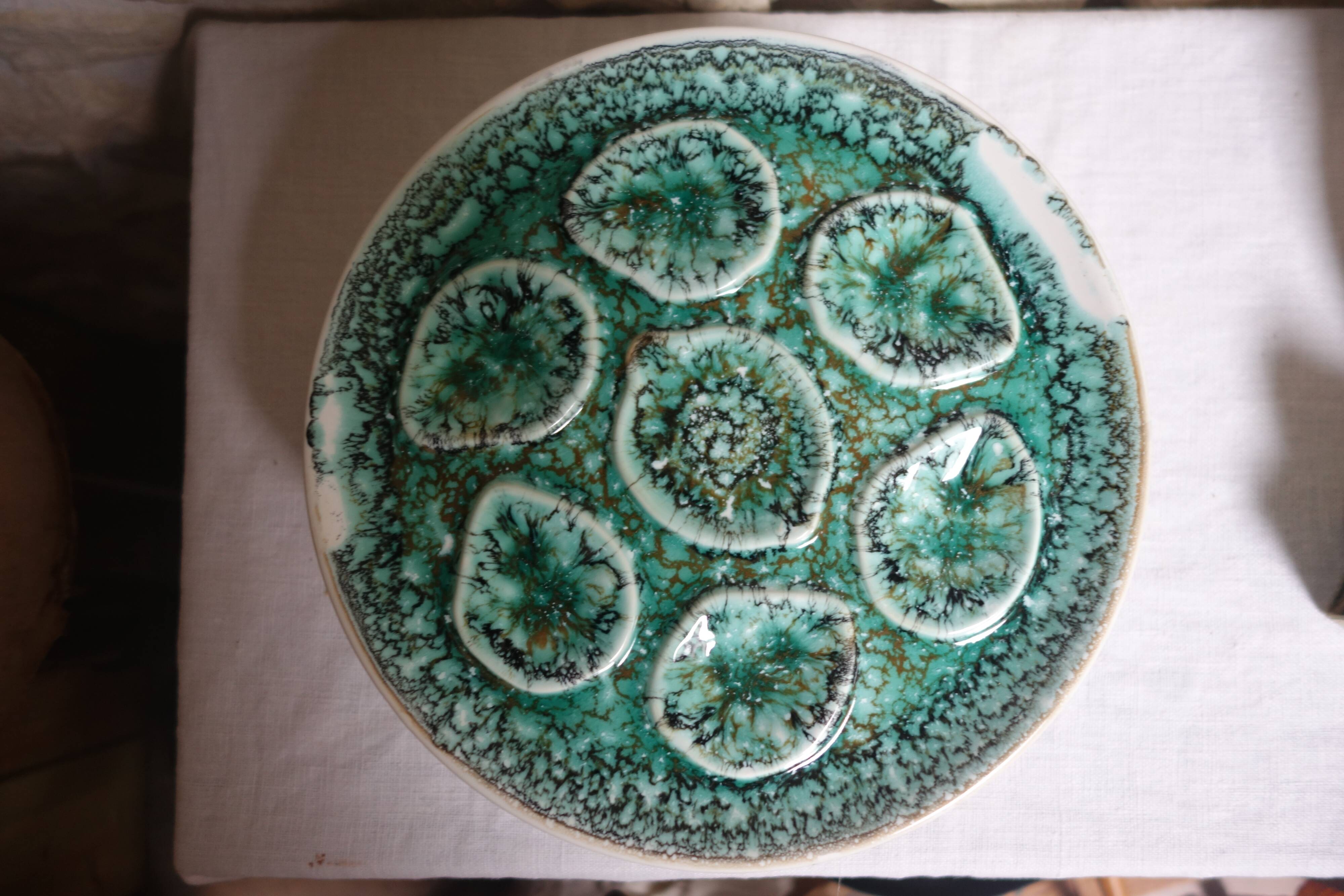 Plates and vintage oyster dish 60s