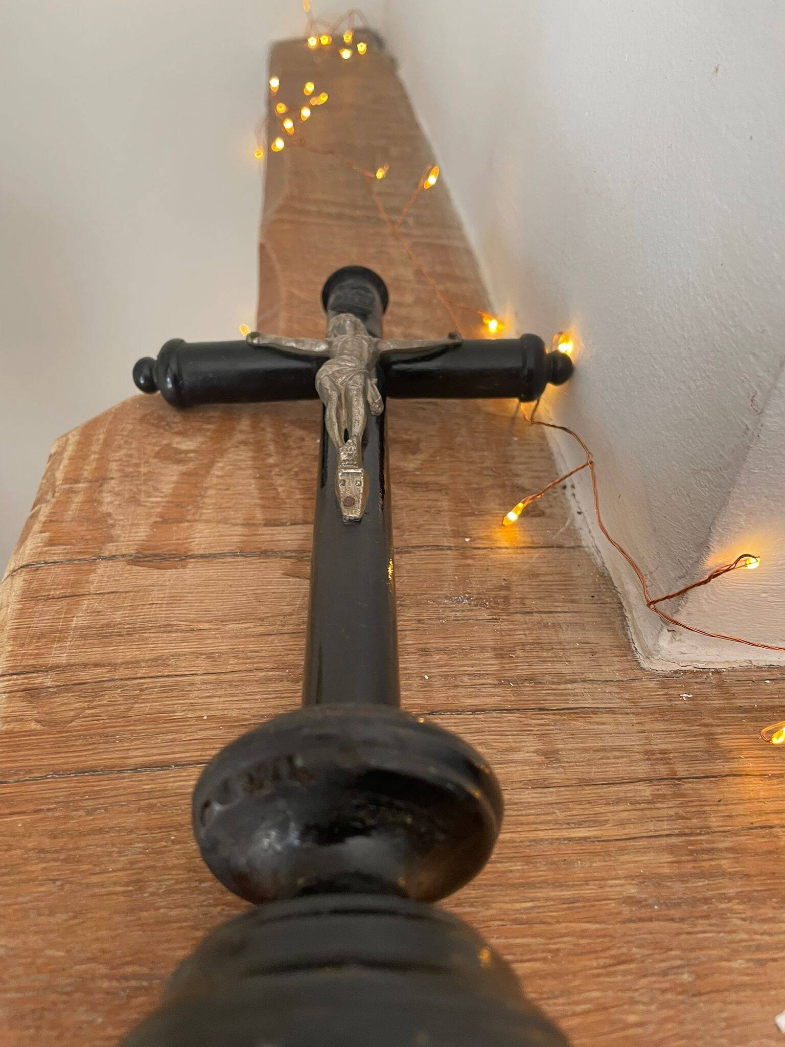 Blackened wood crucifix on base (26 cm)