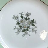 Six old St Amand st Amand style dessert plates