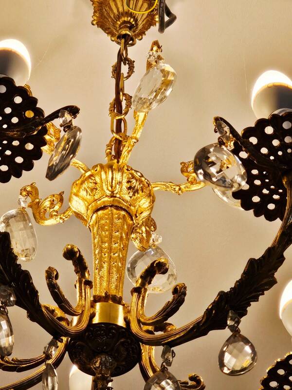 Five-light chandelier in chiseled bronze and crystal
