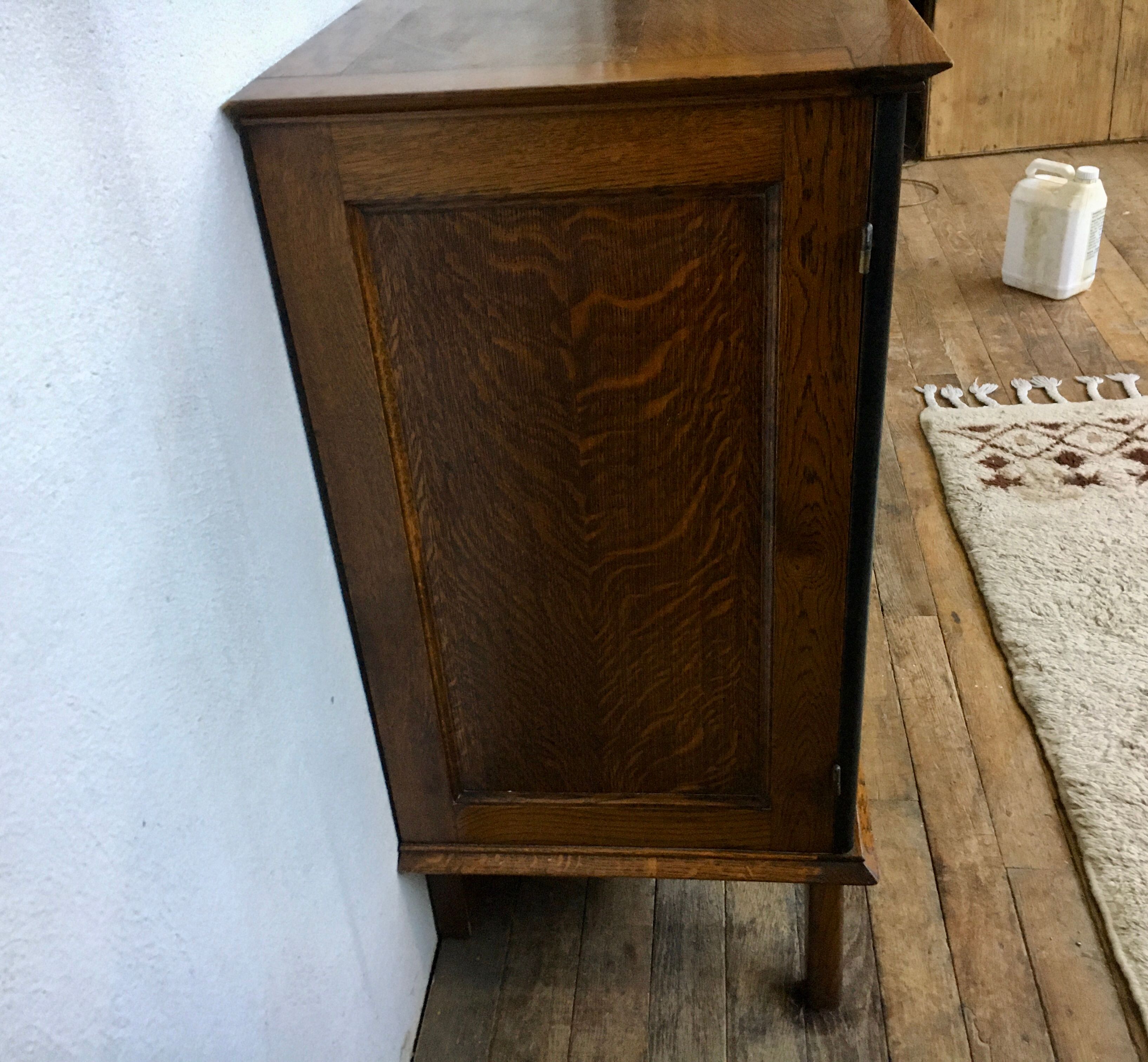 Vintage oak sideboard 1950/1960