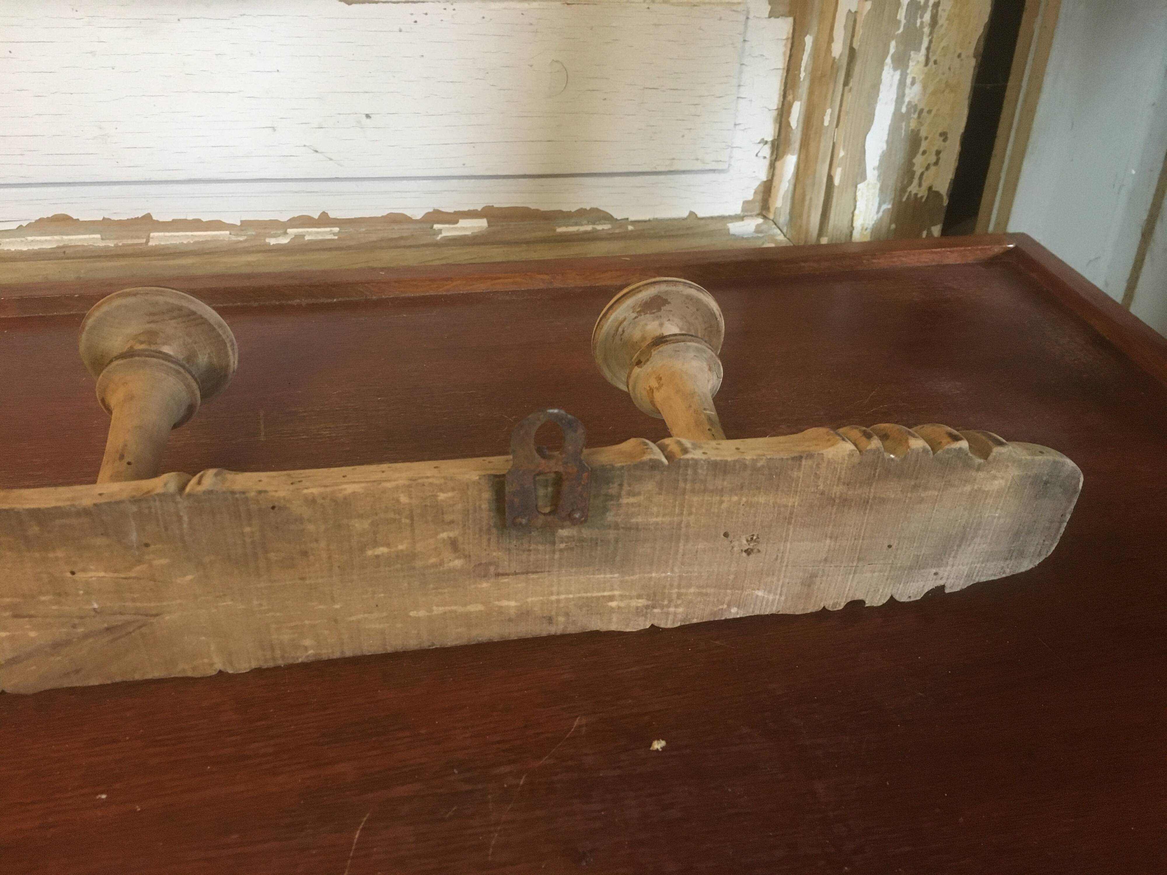 Wall coat rack with 4 hooks in raw wood