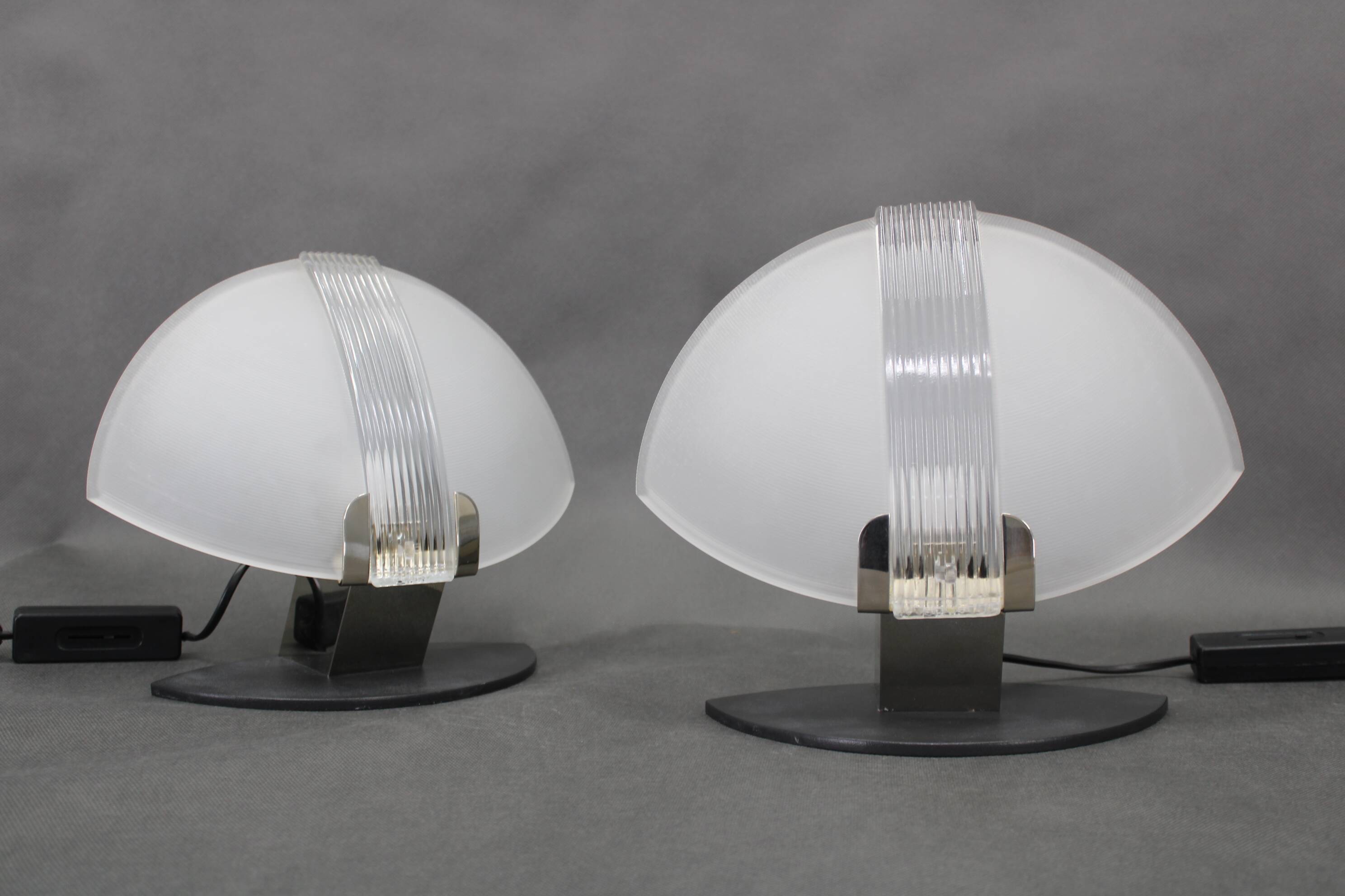 Pair of Italian midcentury table lamps by F. Fabbian, frosted glass, 1980s