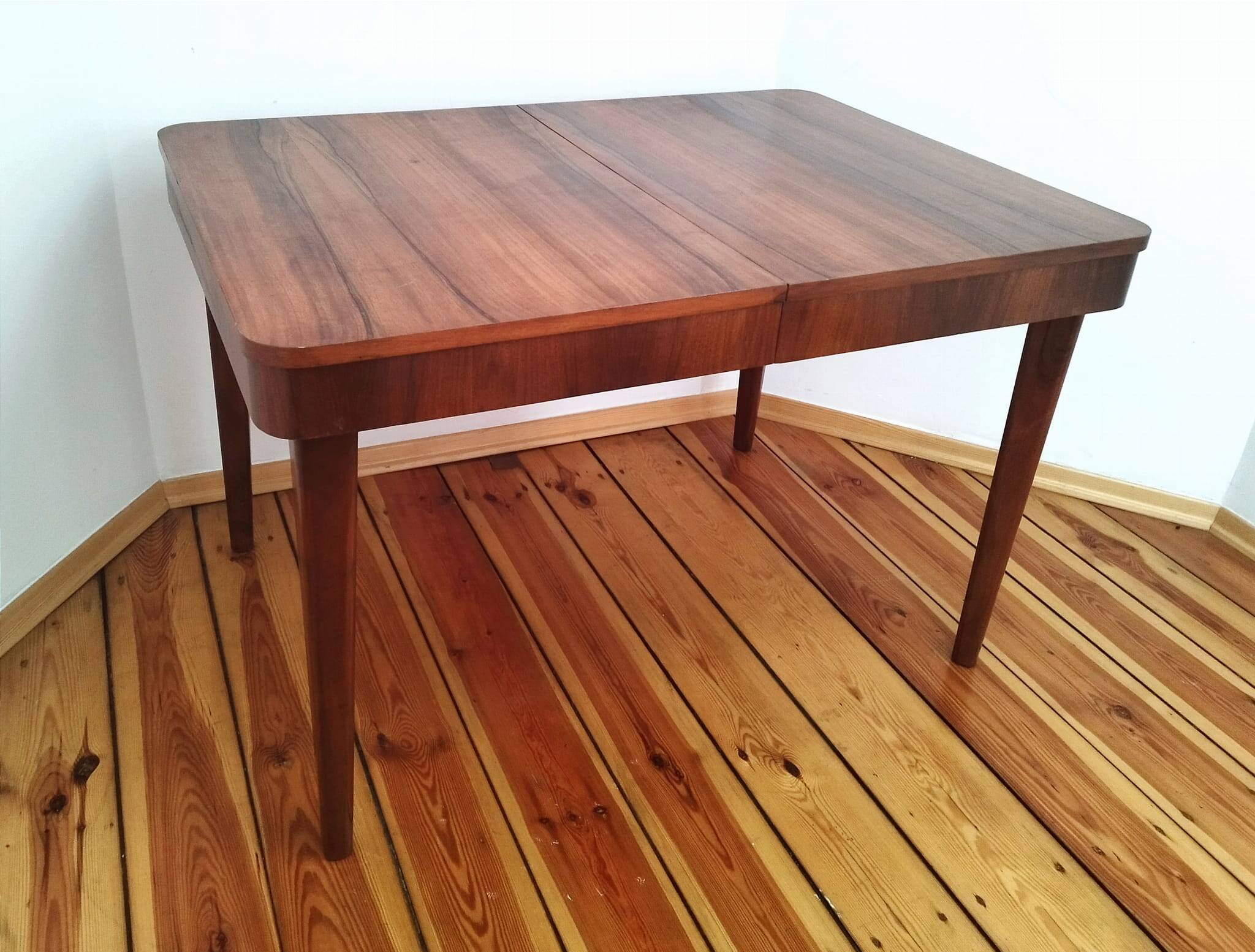 Czech dining table by Jindřich Halabala for Up Závody, 1950s