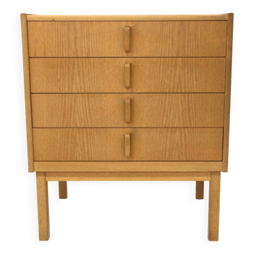 Scandinavian oak chest of drawers, Bertil Fridhagen, Bodafors, Sweden, 1960